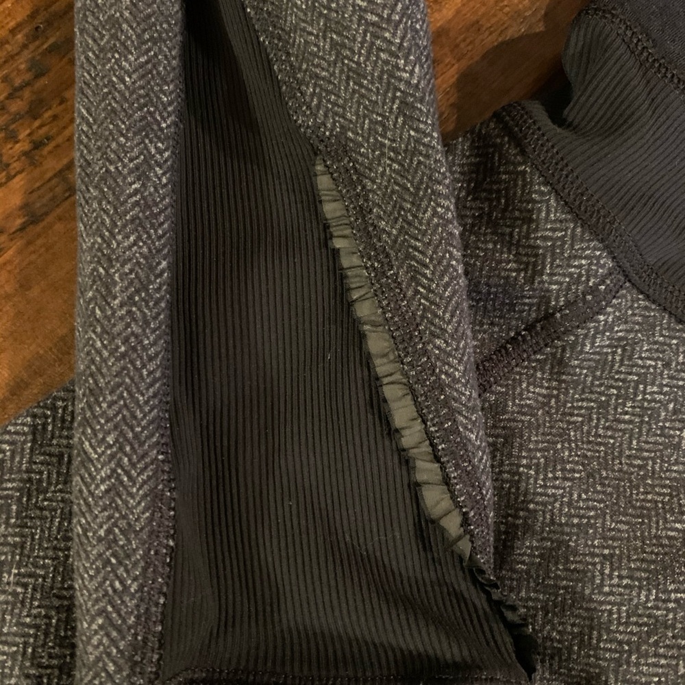 RARE Lululemon Half Zip Herringbone Pullover - Picture 4 of 5